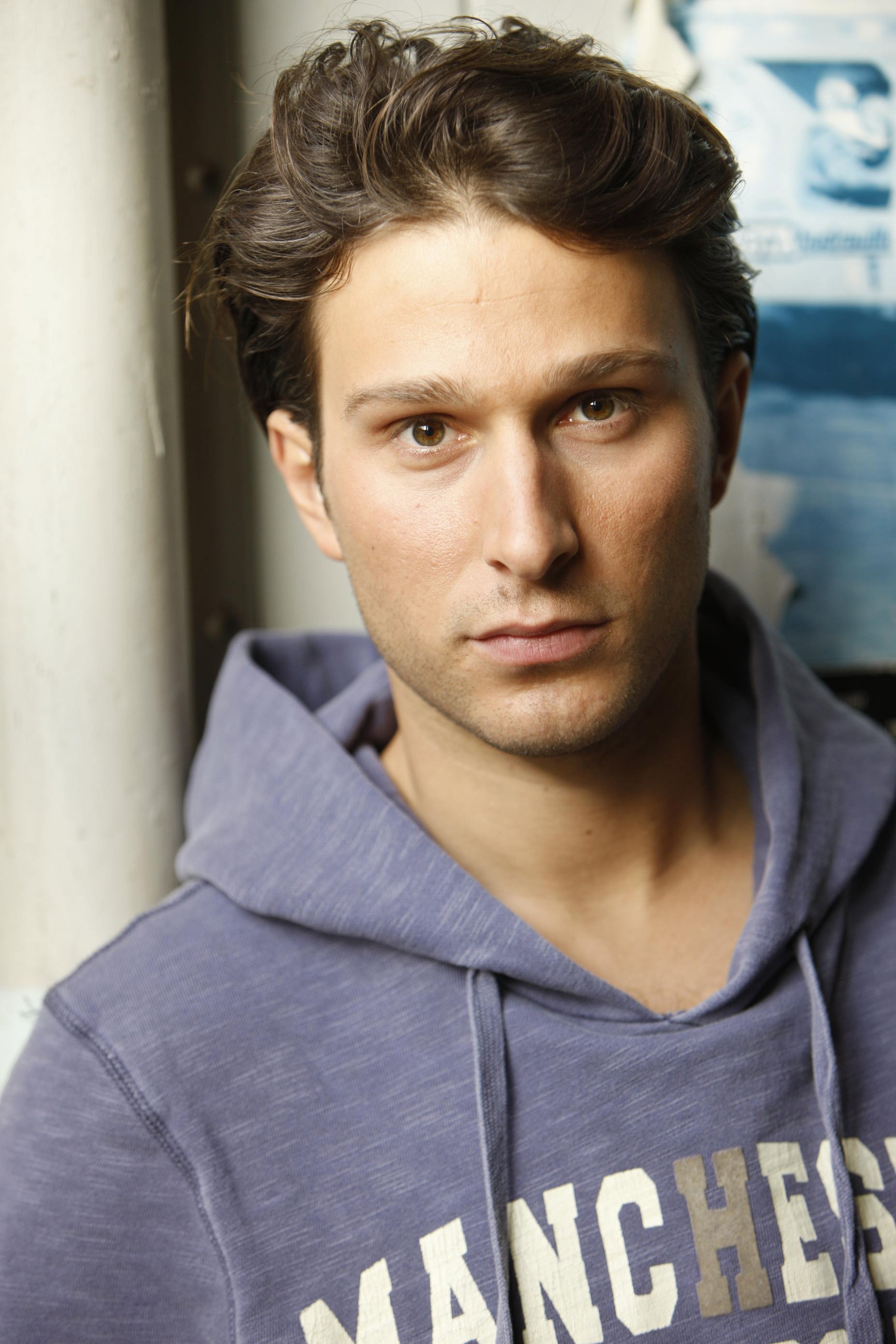Pablo Sprungala as Lars in I don't work here
