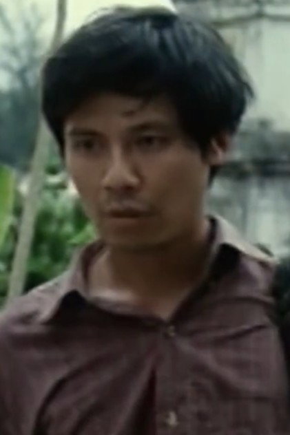 Luu Quang Vinh as Phan in The Moon in the Foreign Land