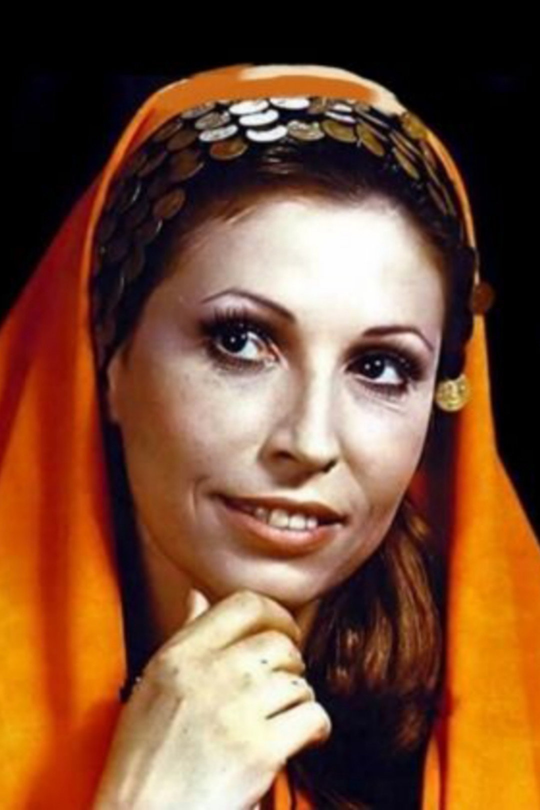 Farida Fahmy as Tika Tika in The Man of My Dreams