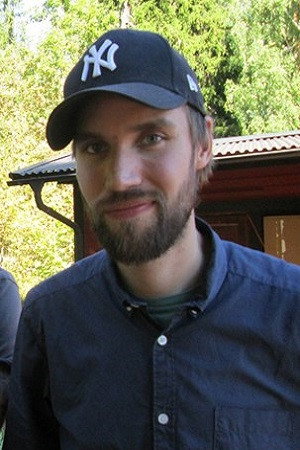 Tommy Wiklund as Police officer in Stranglehold