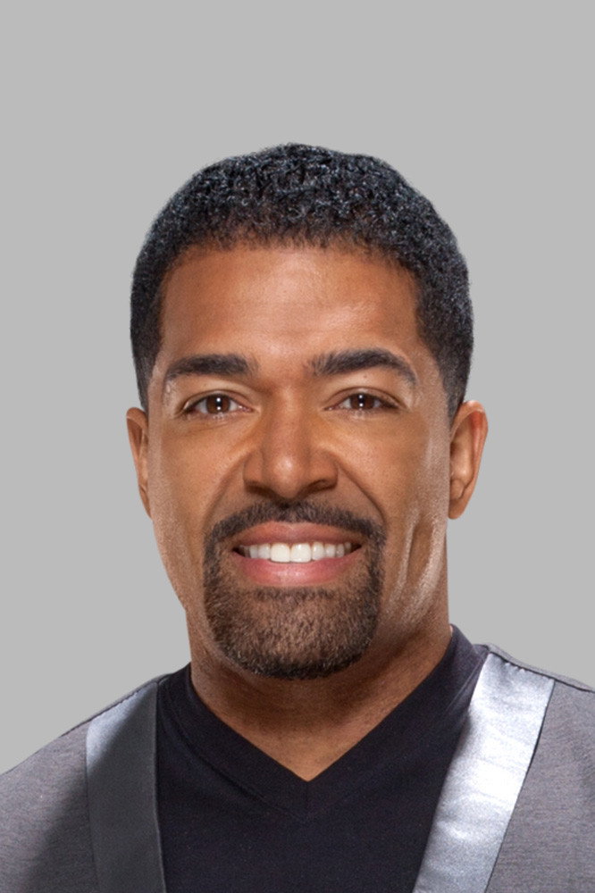 David Otunga as Officer Jake Devans in The Call