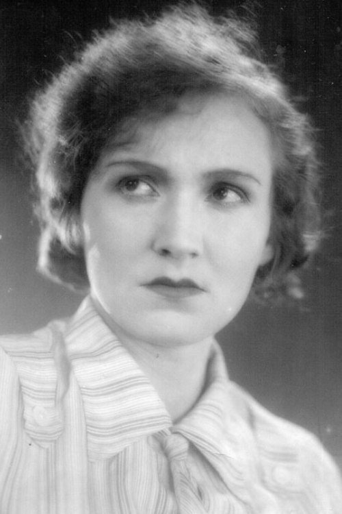 Ада Войцик as Nastenka's Mother in Once There Was a Girl