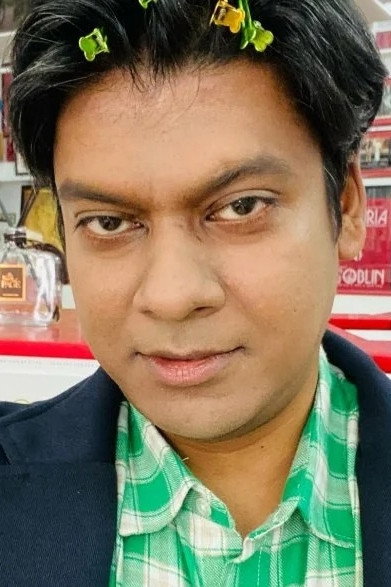 Mahbub Alam as Painter in Pain