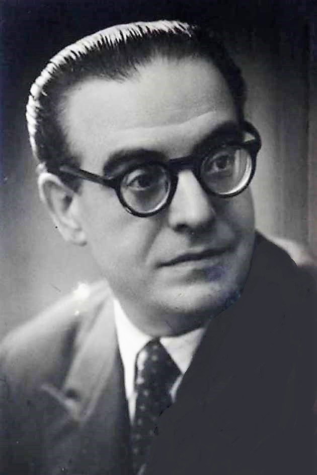 Luis Orduña as Fernando, padre de Isabel in Un tesoro en el cielo