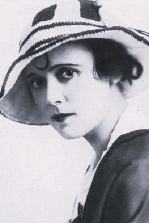 Fay Tincher as Nita in Casey's Vendetta