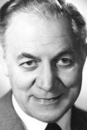 Hans Olden as Styr, Bildhauer in The Waitress Anna