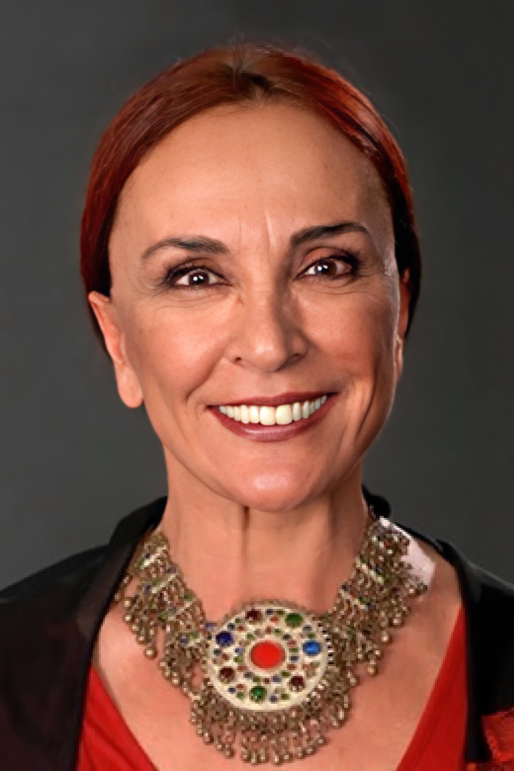 Meriç Başaran as Suna in Diploma of Madness