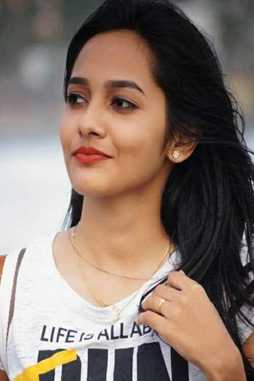 Amina Nijam as Nuzrat in Turkish Tharkkam