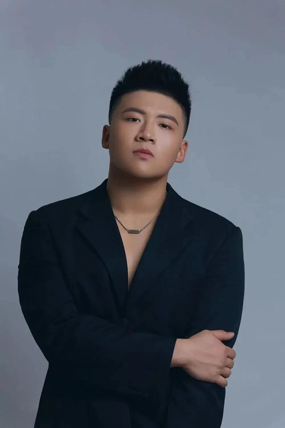 Zhao Zhenhua as Yun Xiao Tian in Yellow River Monster