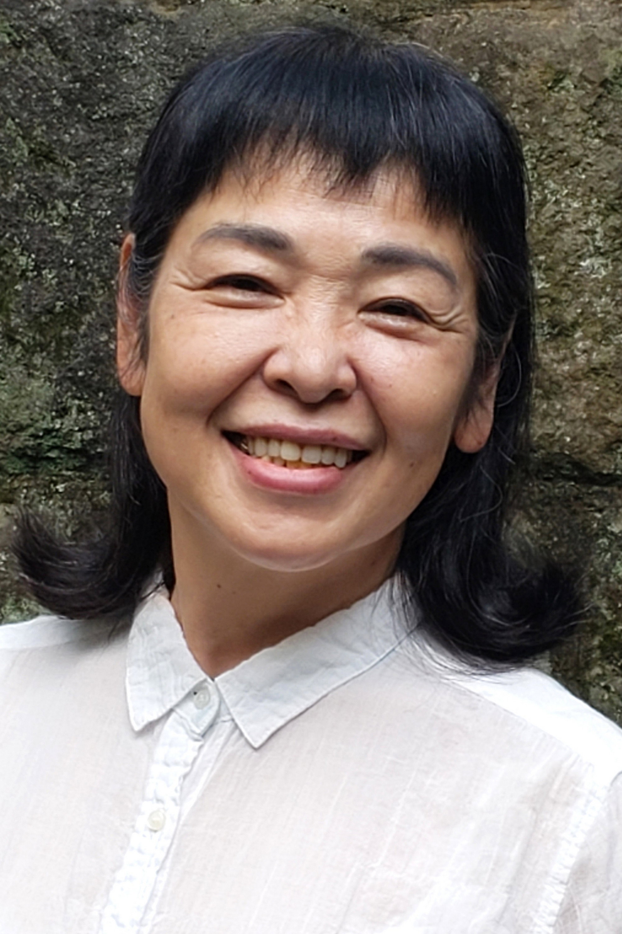 山口詩史 as Coco's Mother in Picnic