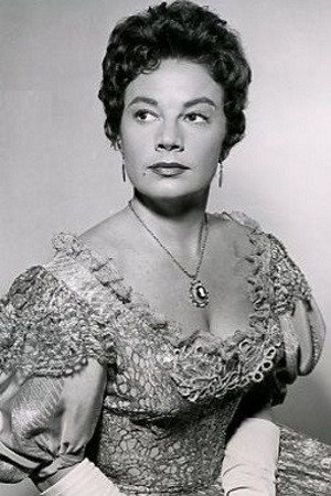 Rita Lynn as Hortensia in Cast a Long Shadow