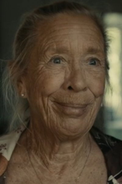 Lene Axelsen as Chris in Draculas ring