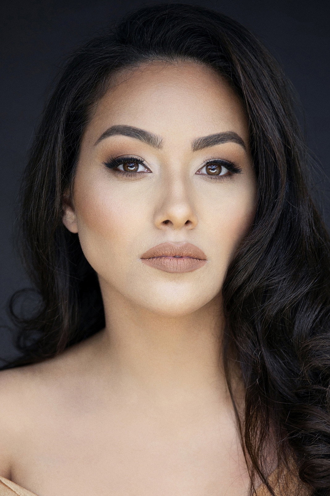 Danielle Larracuente as Rachel De La Isla in We're Not Married?