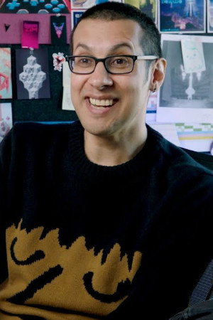 Jhonen Vasquez as Computer / Minimoose (voice) in El invasor Zim y el portal mágico
