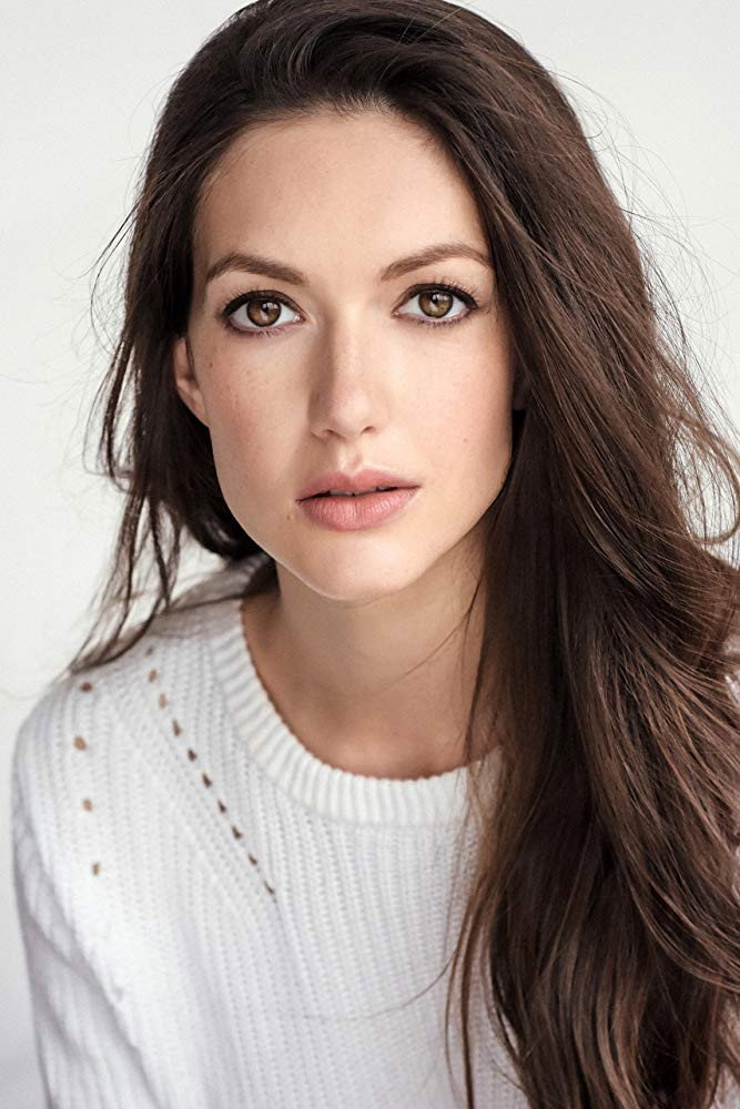 Rebecca Finch as Simi Mendoza in The Girl with the Metal Heart
