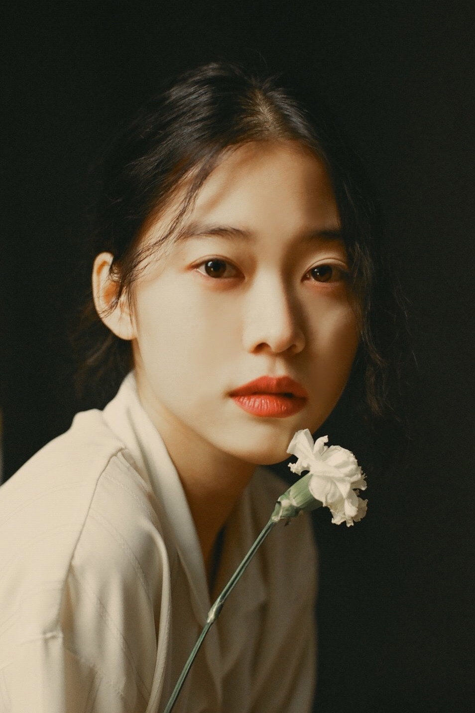정이서 as Mi-ji in Decision to Leave
