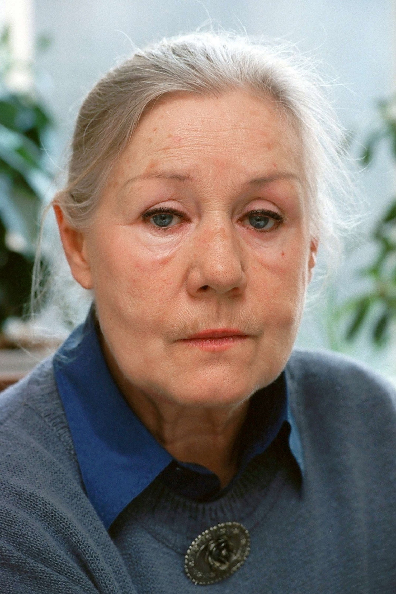 Käthe Reichel as Kuni in Florian