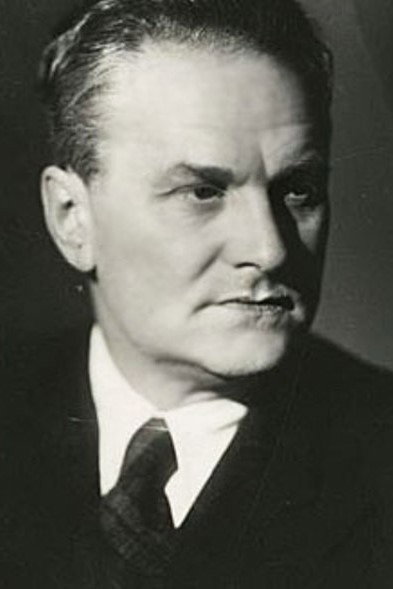 Николай Анненков as Н. Е. Жуковский in Poem about Wings