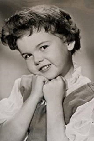Tammy Marihugh as Caroline in Great Teacher Onizuka