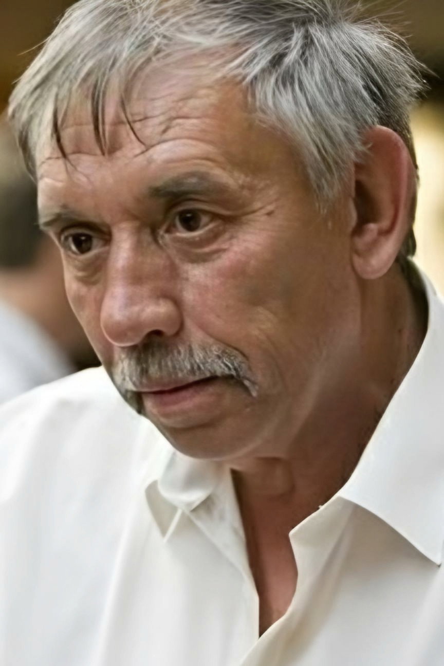 Viktoras Valašinas as Vaclovas Garunkštis in Palanga