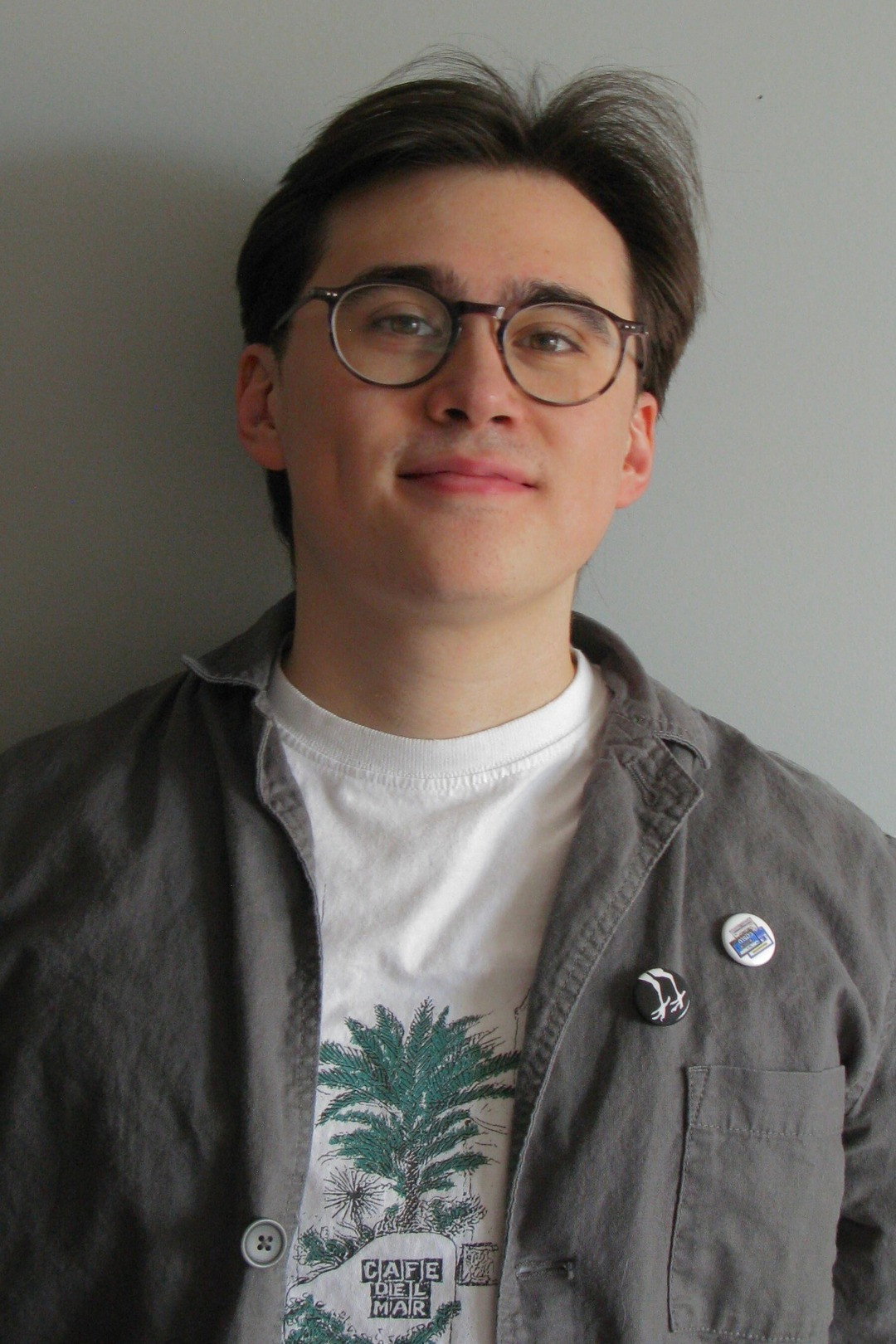 Daniele Pieroni as Francis (Voice) in ANG MERKADO