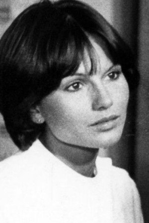 Vanessa Vaylord as Fanny in The Teasers Go to Paris