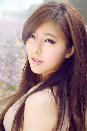 Zhao Yihuan as Liu Fang in Lady of Law