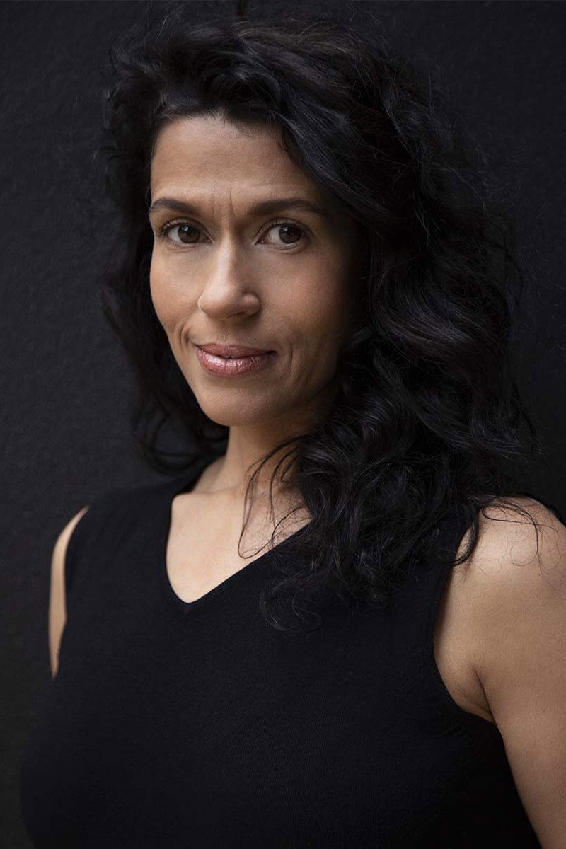 Lavínia Moreira as Conservadora in Tu e Eu