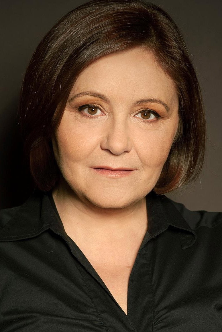 Cristina Cavalinhos as Custódia in O Ódio das Vilas