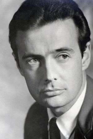 Dick Clair as Wealthy Husband in The Funny Side