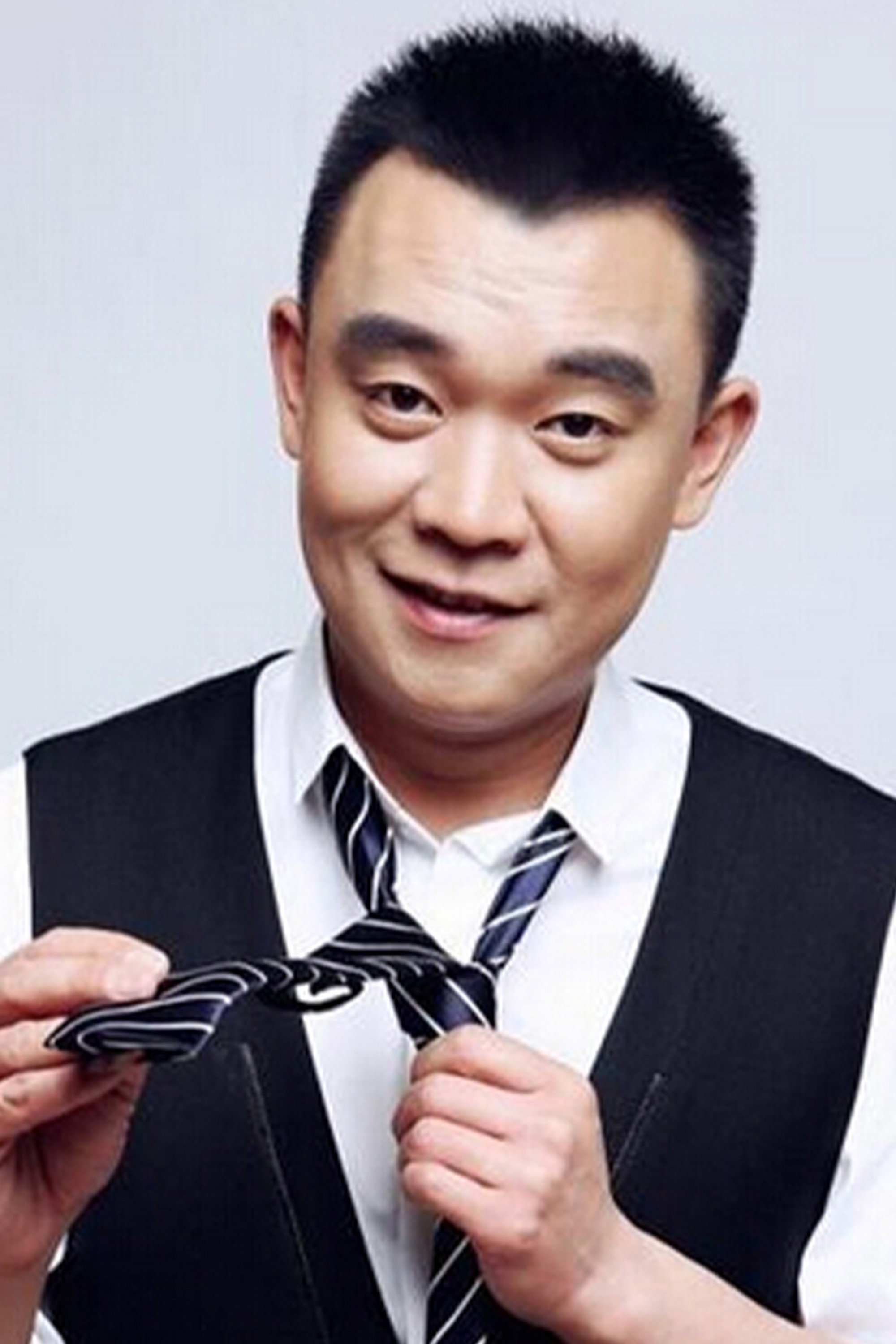 Song Cui as Xie Weide in Love Never Ends