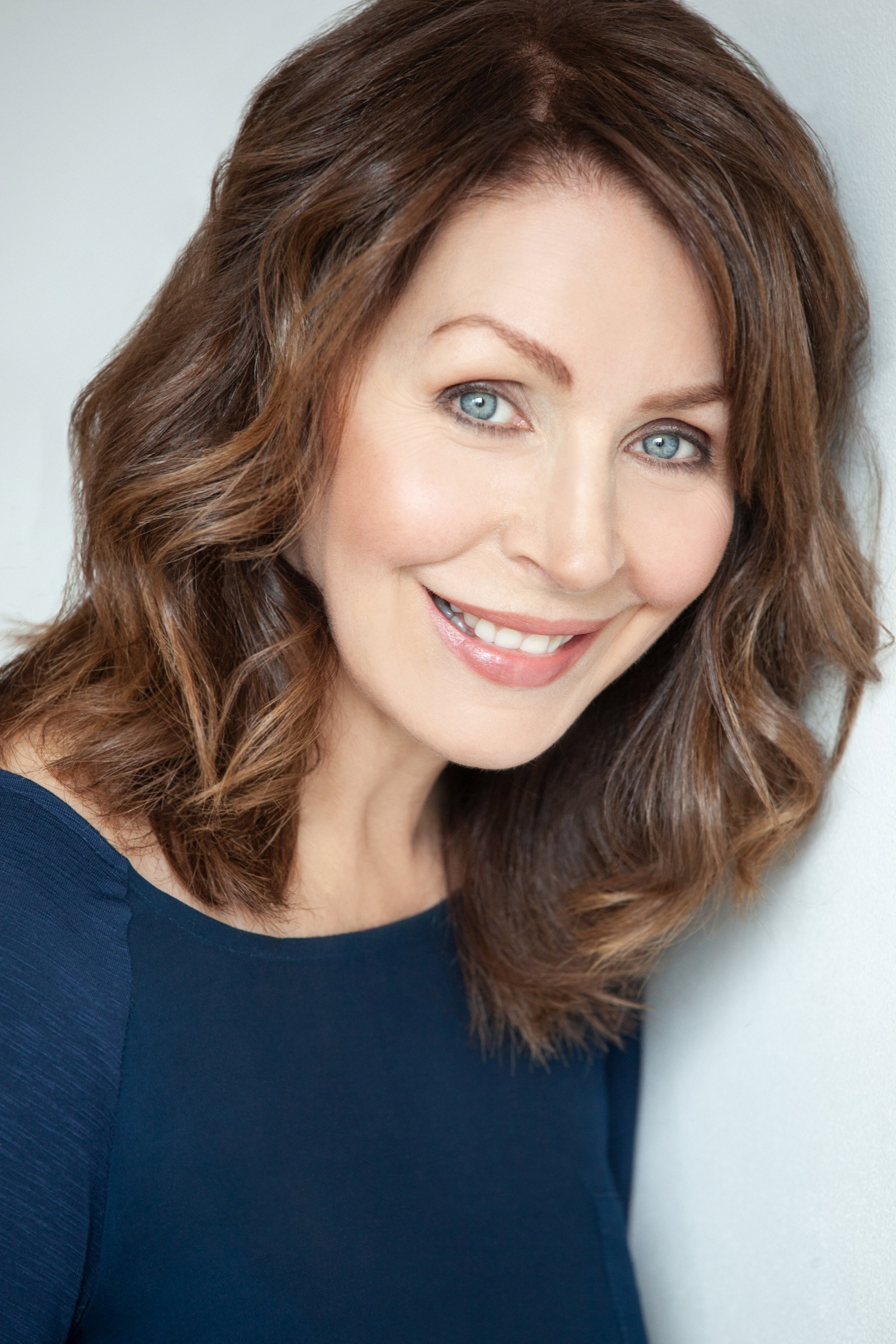 Suzanne Cyr as Sophie Ashburn in Catch Me If You Claus