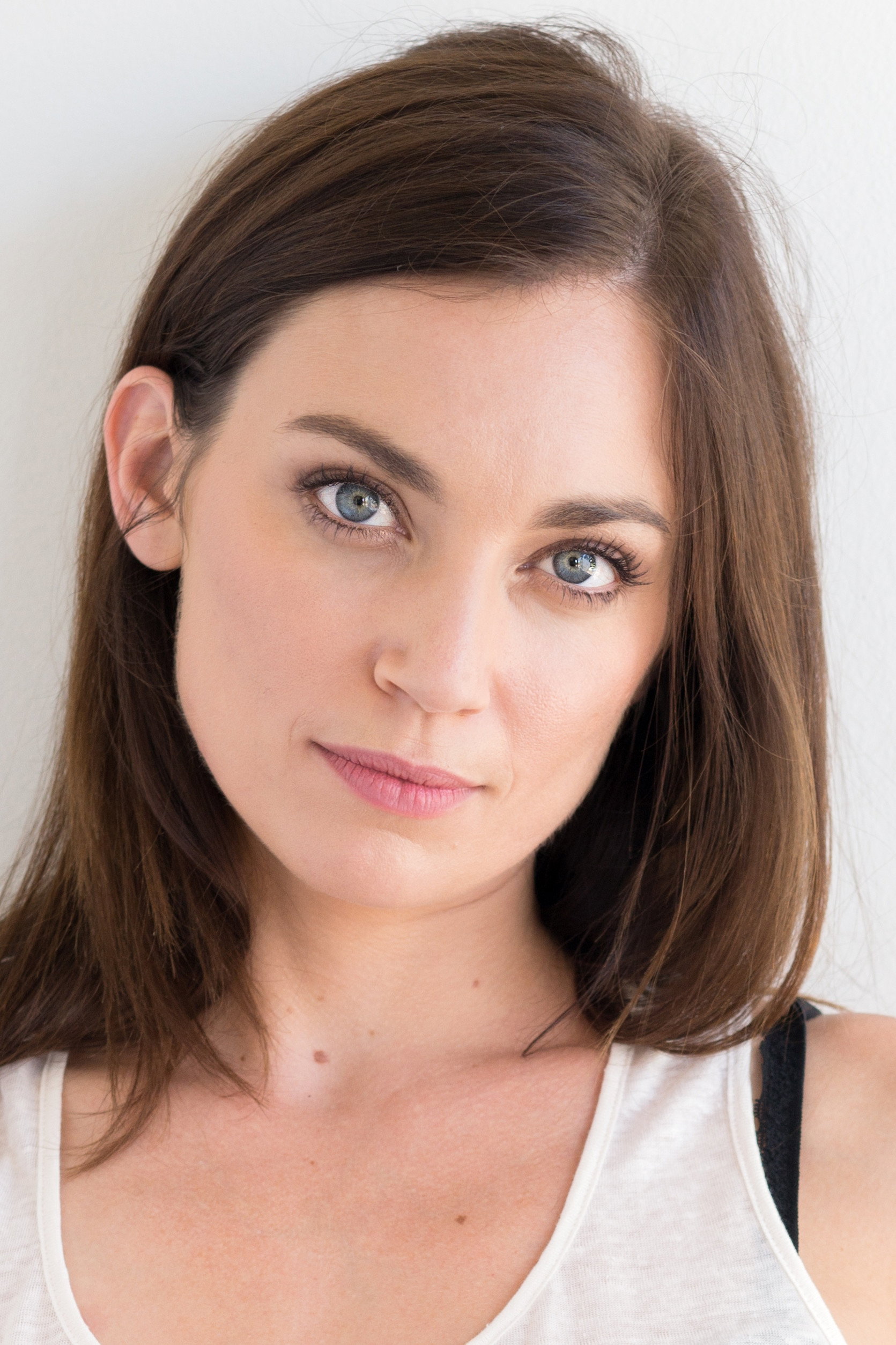 Carrie Finklea as Carrie in Elephant