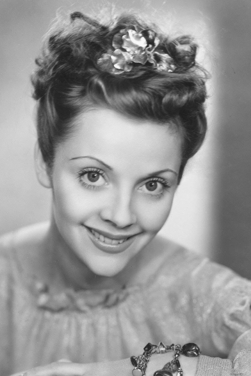 Rène Ray as Ann Trent in Please Teacher