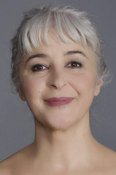 Emine Umar as Sabahat in Acemi Müezzin