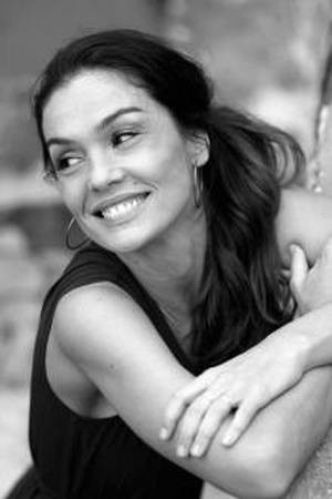 Marjo Berasategui as María 'Francisca' Carces in The Goodbye Kiss