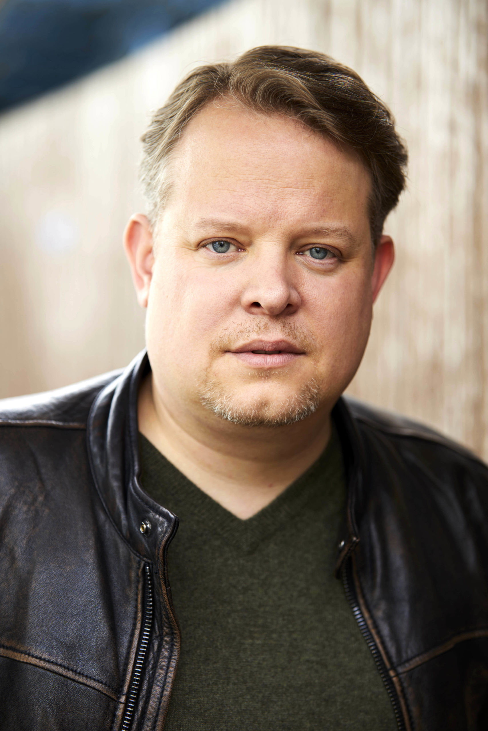 Roland Wolf as Mr. Reuter in Sun and Concrete