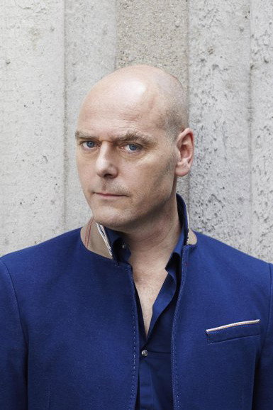 Pieter van der Sman as Oncoloog in Escort