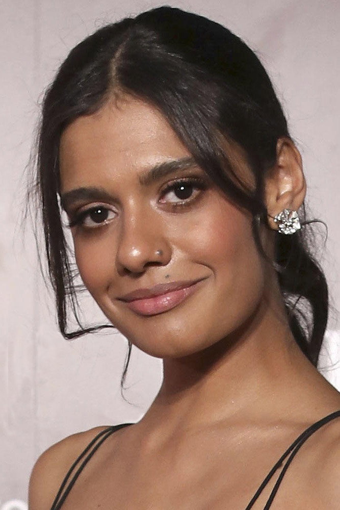 Madeleine Madden as Helena Walker (voice) in ARK: The Animated Series