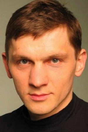 Виктор Немец as Игорь in Девятый вал
