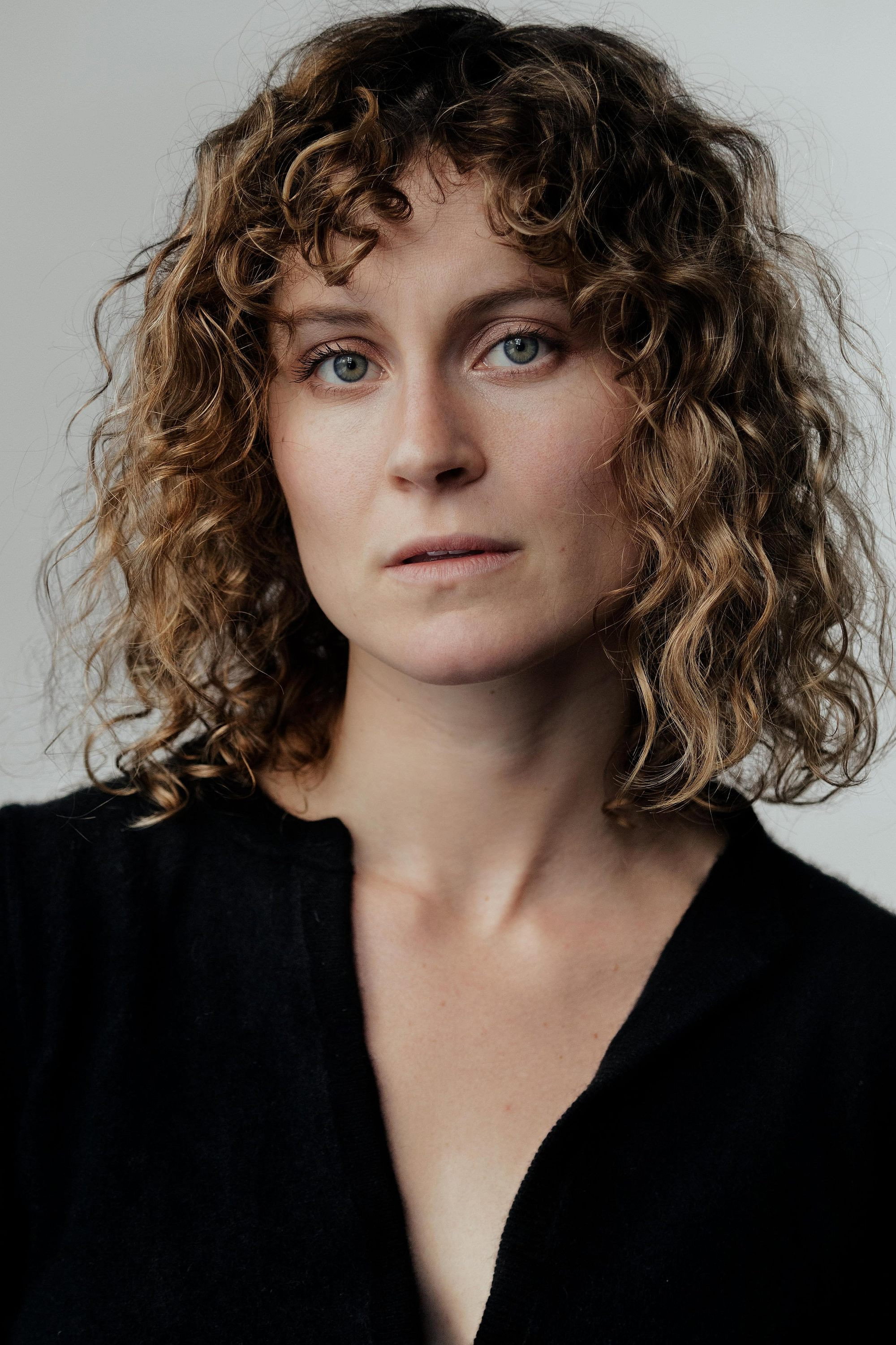Tess Goldwyn as Beth in Queer Blue Sky