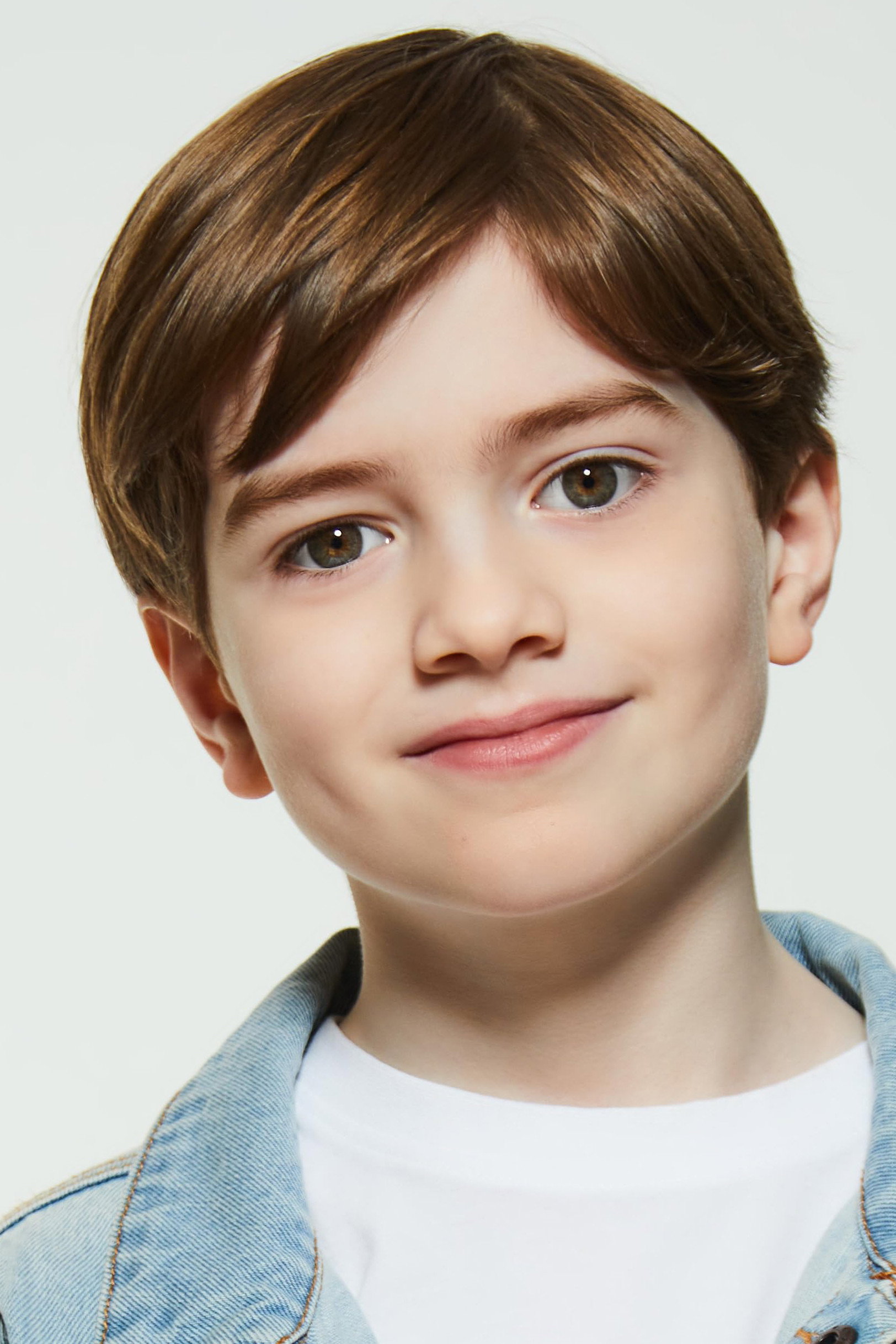 Alastair Bradman as Quinn in Rash