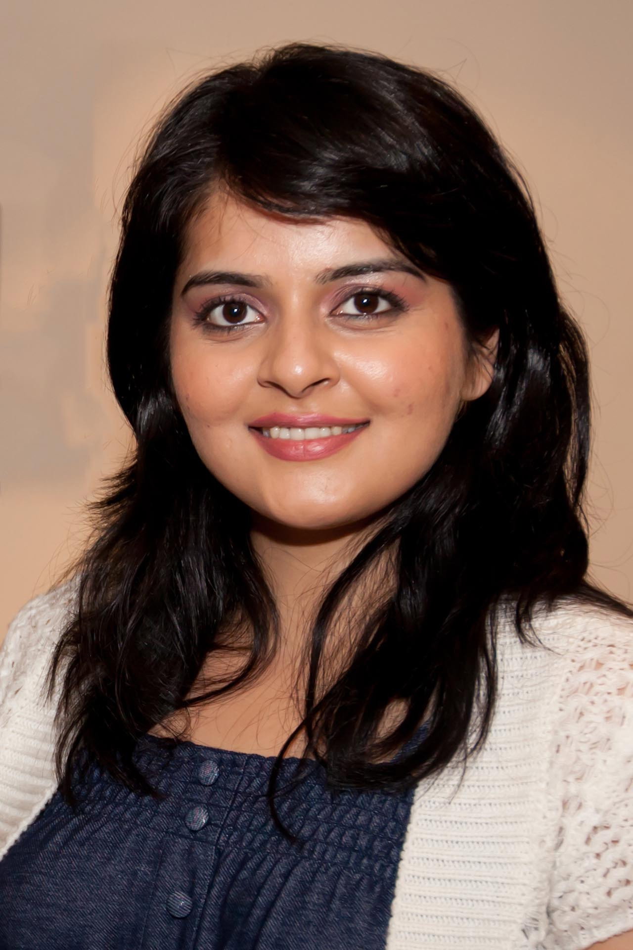 Roma Asrani as Alli in Shakespeare M.A. Malayalam