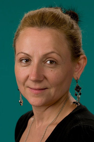 Olena Bondareva-Repina as Petro's Mother in Neighbour