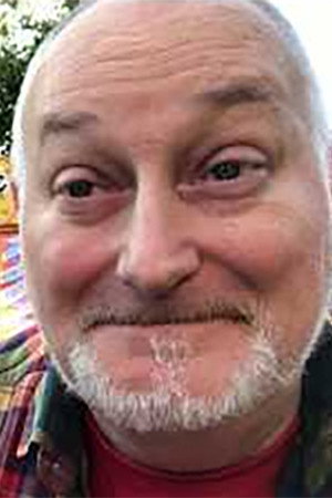 Richard Coombs as Doris the Dodo / Grumble (voice) in Grotbags