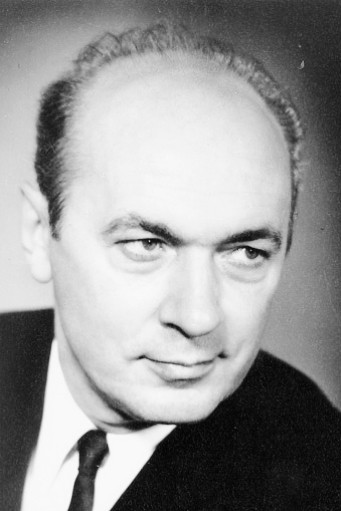 Геннадий Карнович-Валуа as Leonid in Now Judge...