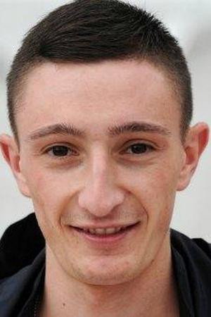 Ciro Petrone as Ciruzzo “Pesce Bello” in MeanMinds