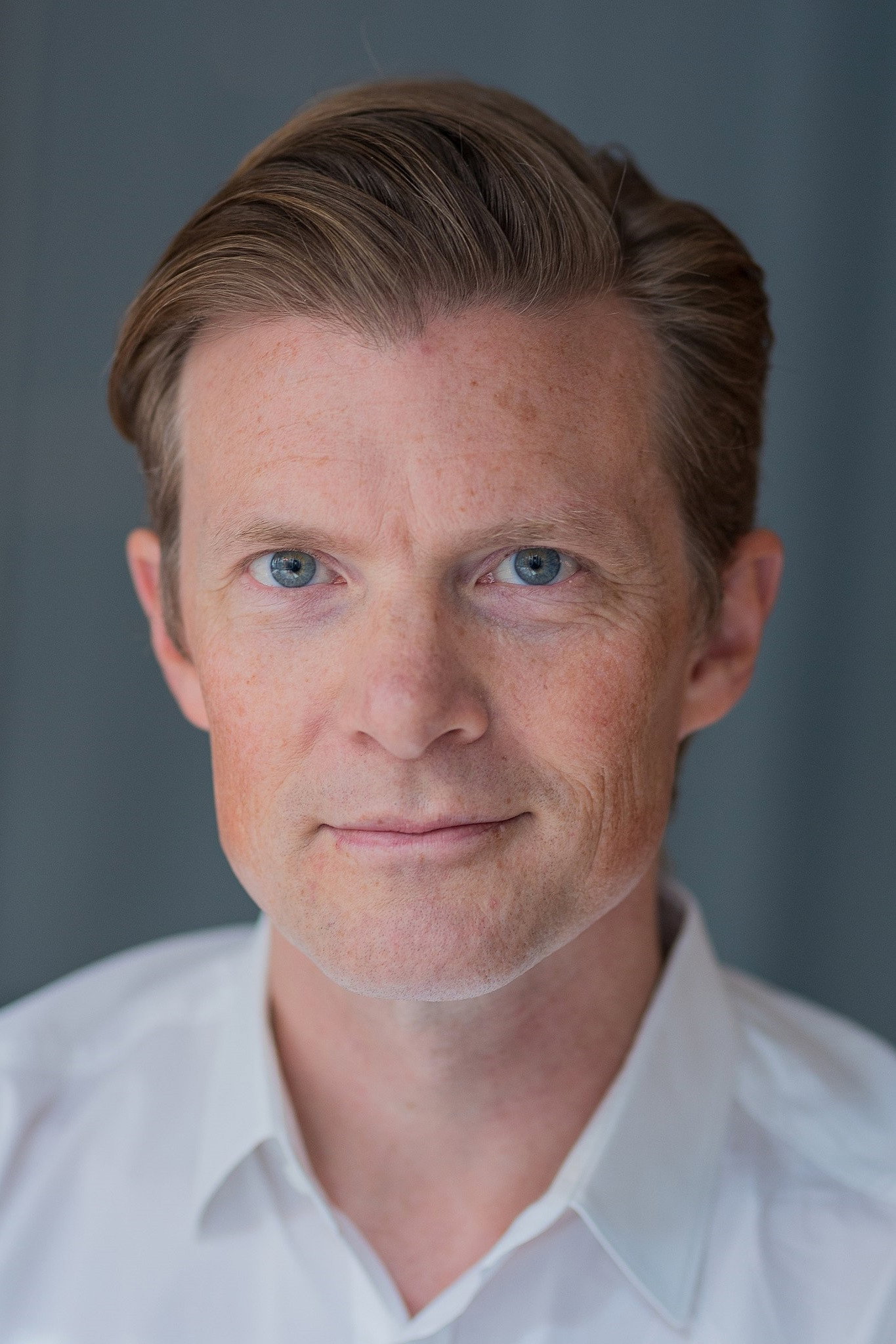 Johan Norberg as Host in Trailblazers: The New Zealand Story