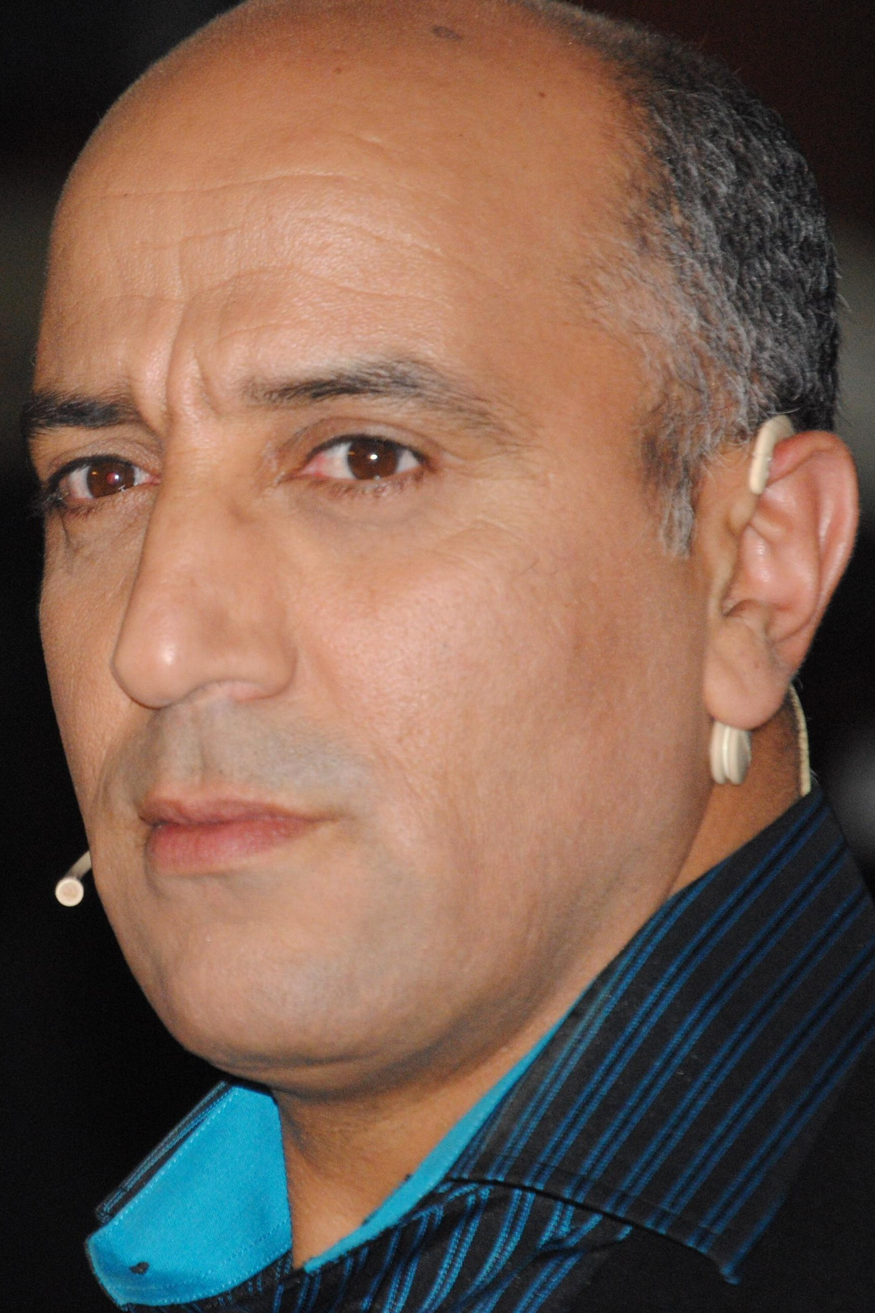 Hassan El Fad as كبور in L'Couple