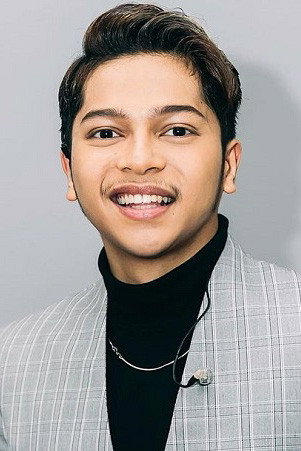 Mark Natama as Jerry Tan in Harta, Tahta, Boru Ni Raja